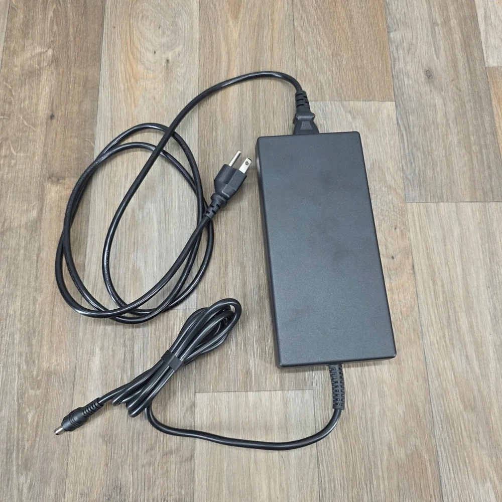 20V 13.5A AD10660LF For LG 32GX870A 32GX870A-B Monitor 270W AC Adapter Original